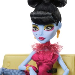 Monster High Skullector Beetlejuice Miss Argentina & The Magician's Asistant