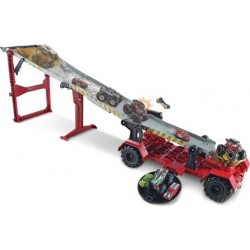 Hot Wheels Monster Trucks Trailer niñera con pista de obstáculos Hot Wheels Monster Trucks Trailer niñera con pista de obstáculos