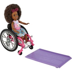 Barbie Chelsea en silla de ruedas - Morena