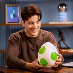 Mario Galaxy La película muñeco Yoshi sale del cascarón Mario Galaxy La película muñeco Yoshi sale del cascarón