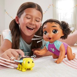Baby Alive Tilly Tinker muñeca Gatea y juega