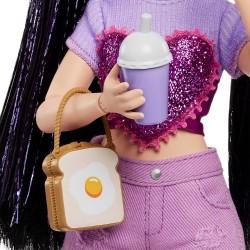 Barbie Dream Besties muñeca Renee HYC24