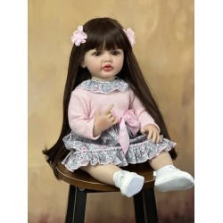 Muñeca reborn realista niña cabello largo 55 cm