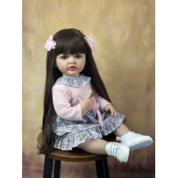 Muñeca reborn realista niña cabello largo 55 cm