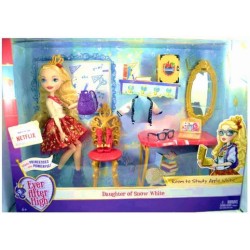 Ever After High cuarto estudio Apple White