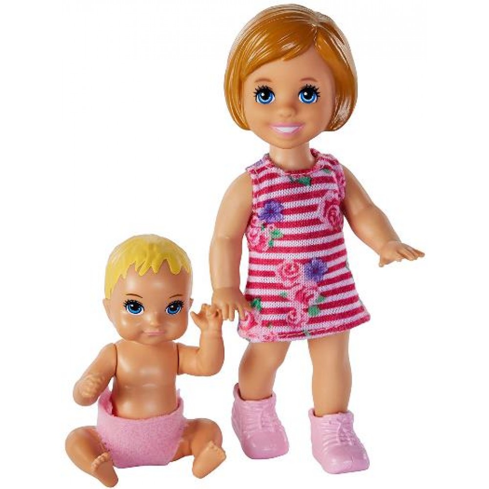Barbie niñera set hermanitos GFL31