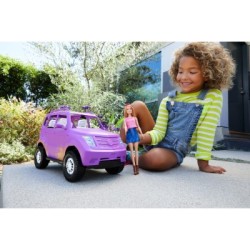 Barbie y su vehículo todoterreno GFF52 