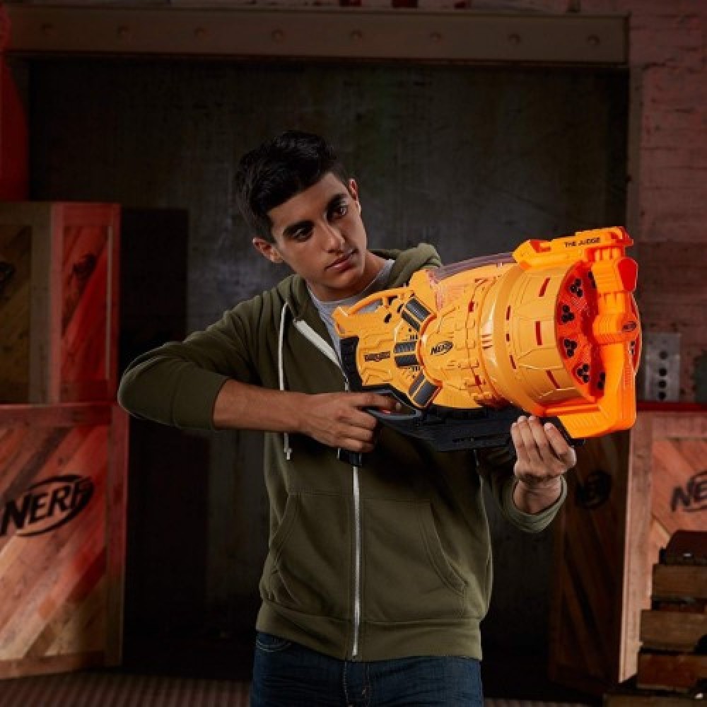 NERF Doomlands The Judge NERF Doomlands The Judge