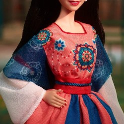 Barbie Signature Lunar Year HJX35 Barbie Signature Lunar Year HJX35