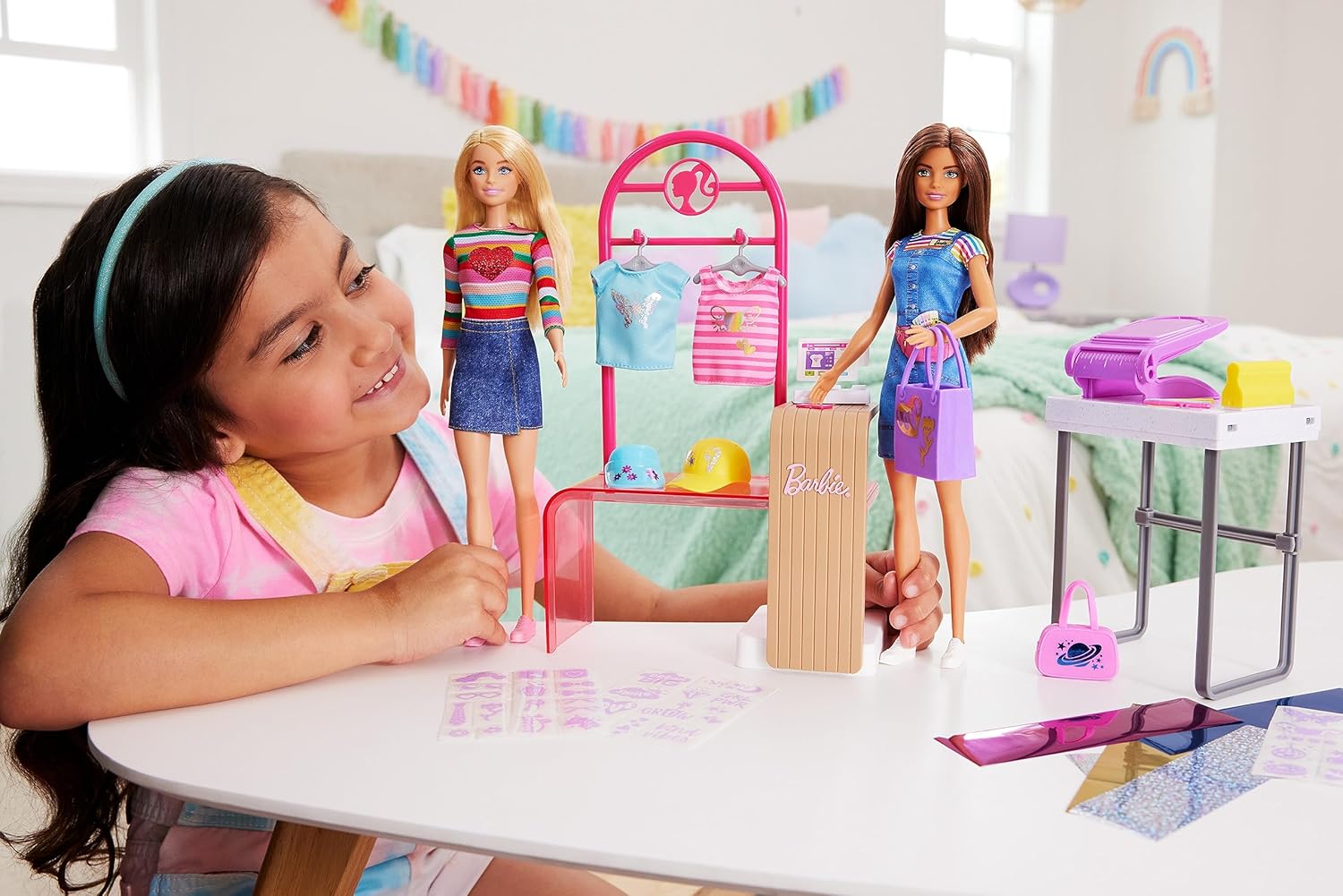 Barbie Boutique diseñadora de modas HKT78 - imagen adicional