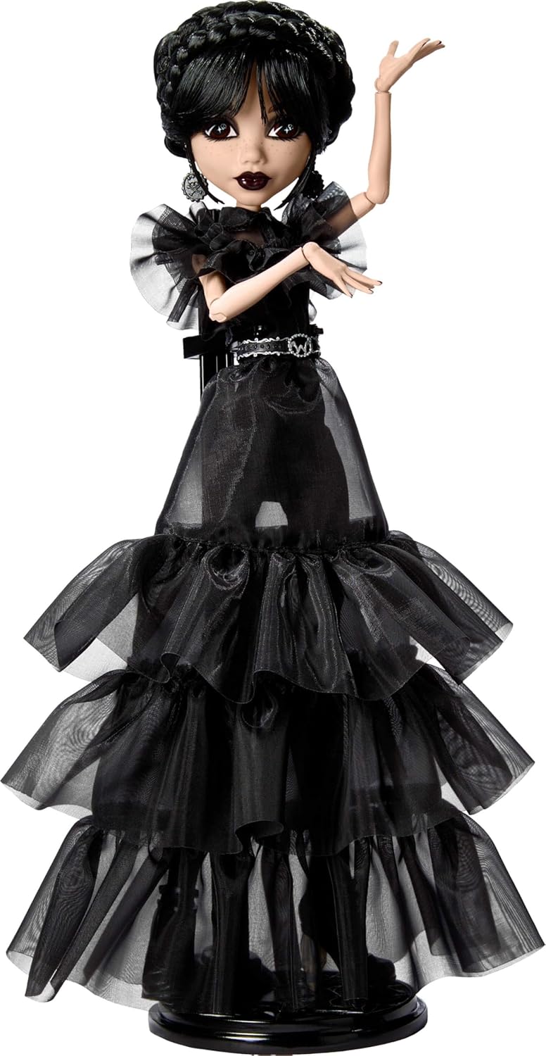 Monster High Muñeca el Baile de Merlina Addams