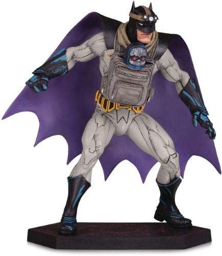 Dark nights metal estatua Batman con Darkseid