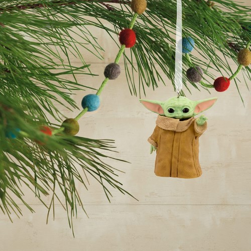 Baby Yoda adorno navideño Hallmark - vista alternativa